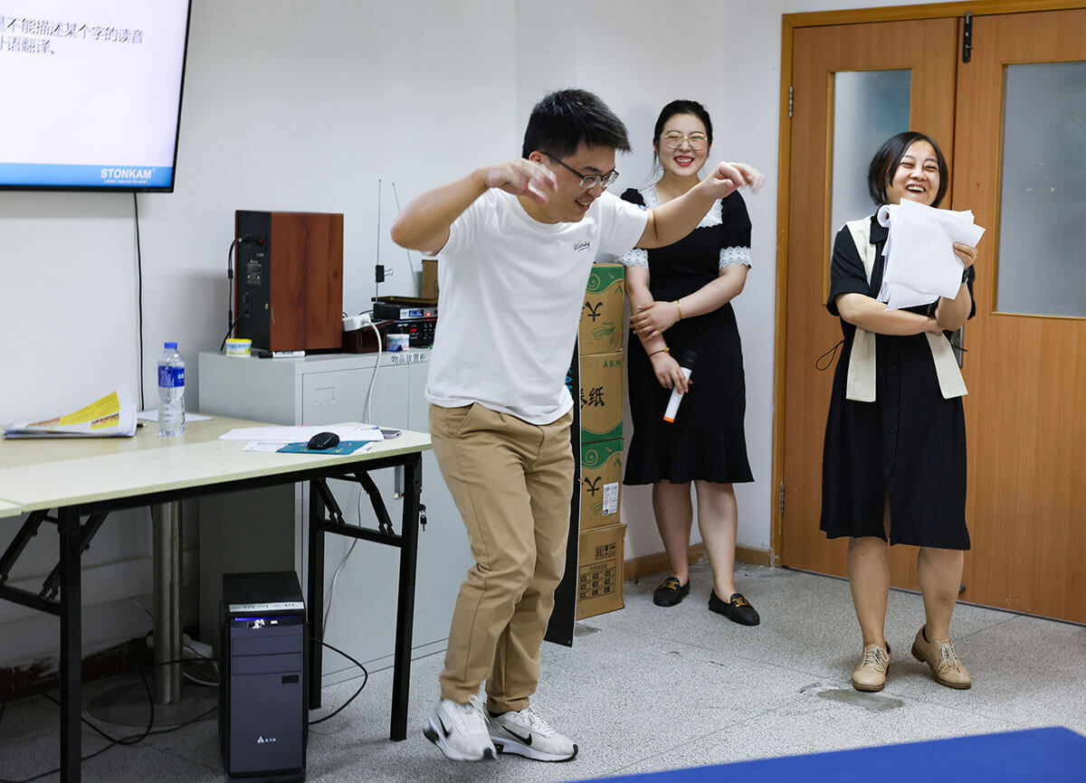 敏视第一期英语月活动